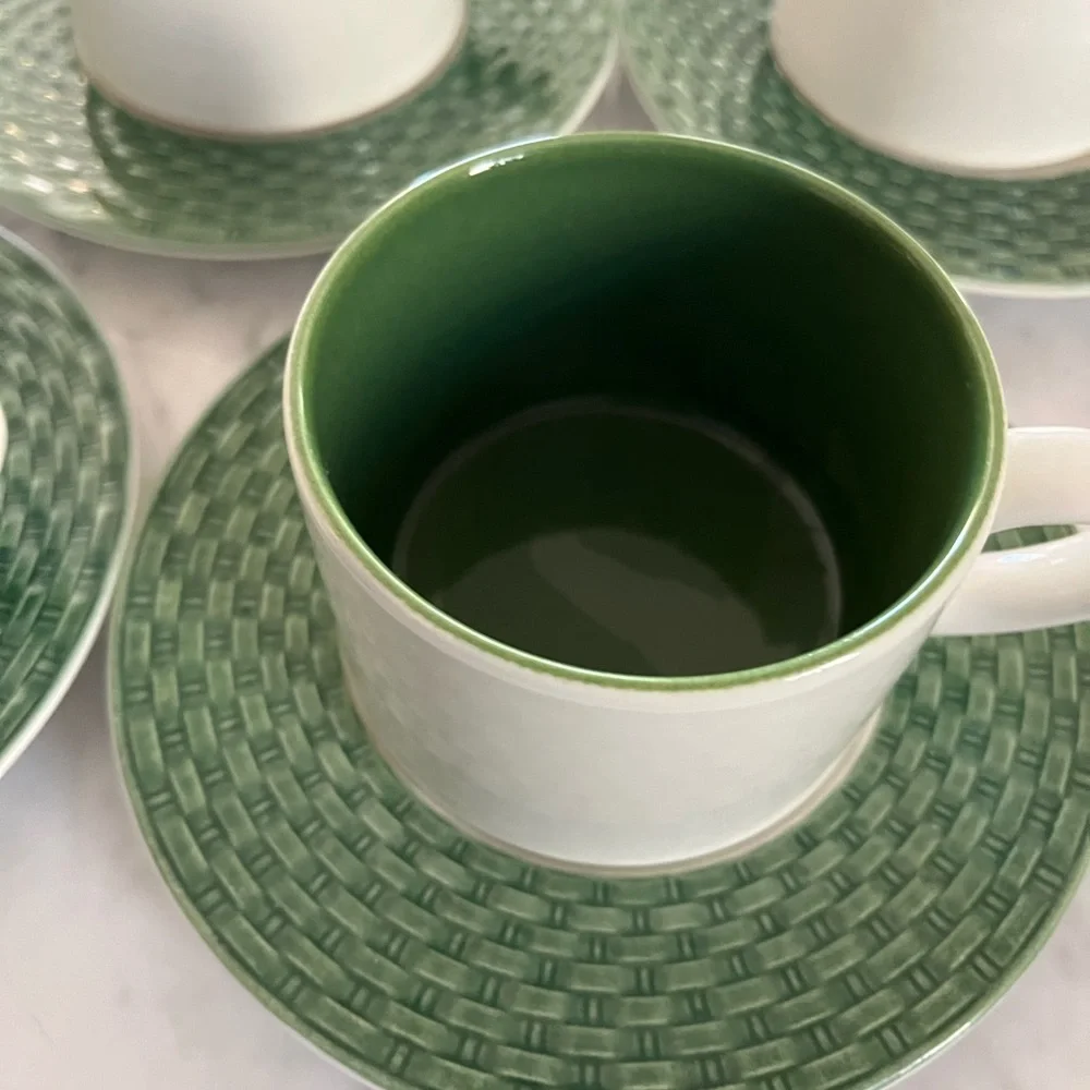 Pier 1 Stackable Coffee Mug & Basket Weave Green/white Saucer Set Of 6 Italy